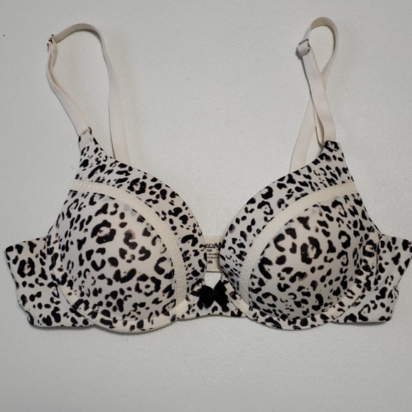 Lily of France Other - NWOT Lily Of France bra